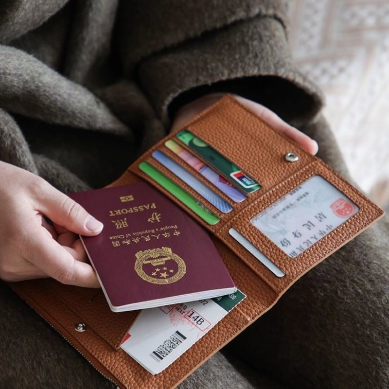 Кожаный чехол для паспорта, во – обзор и цена Women'S Accessories Wallet