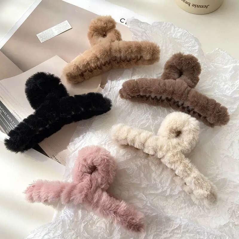 Большие плюшевые заколки для в – обзор и цена Women'S Winter Accessories Set