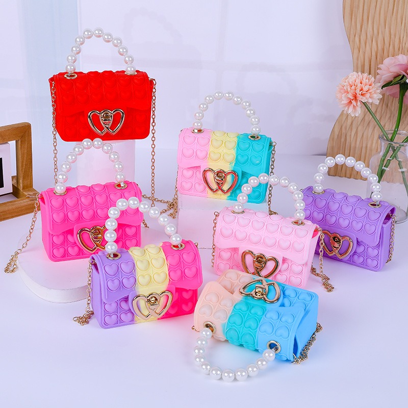 Силиконовая сумка Love Bubble  – обзор и цена Wallet Chain Bag