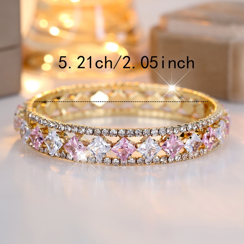 Персонализированный и универса – обзор и цена Women Accessories Pk